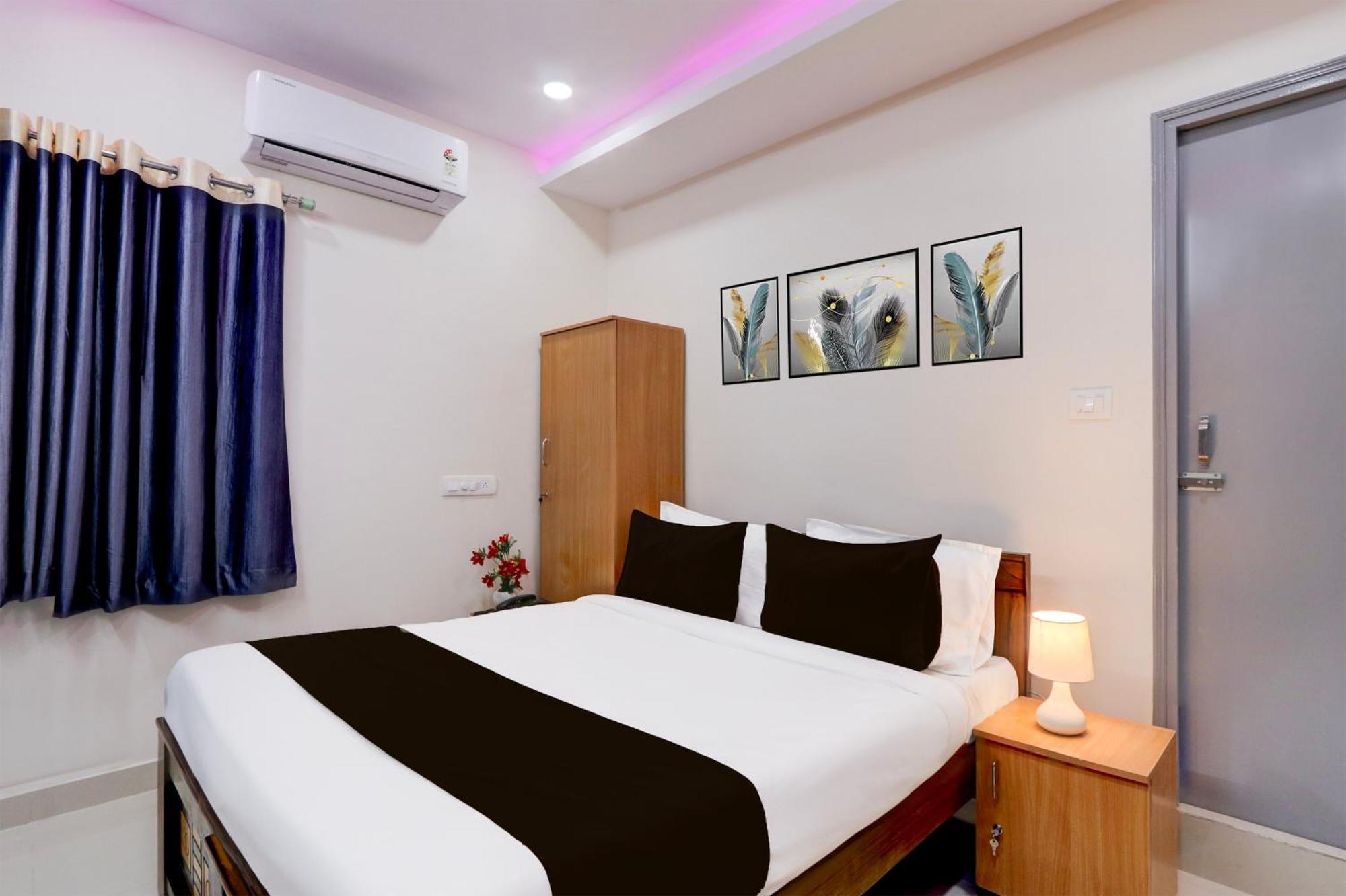 Super Townhouse Nanak Ram Guda Near Waverock Sez 海得拉巴 外观 照片