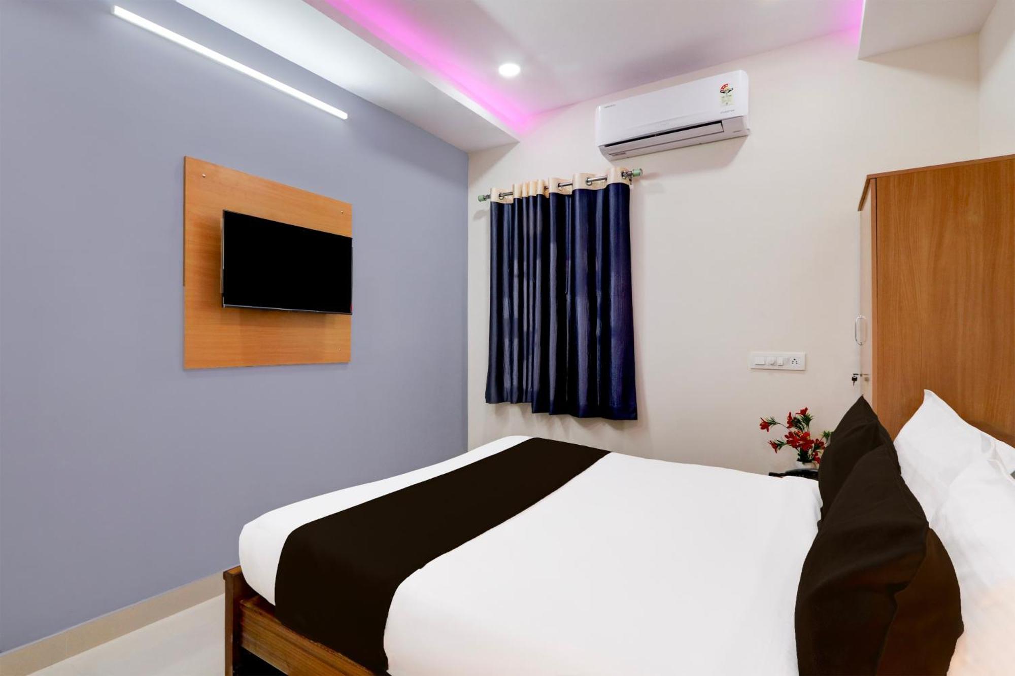 Super Townhouse Nanak Ram Guda Near Waverock Sez 海得拉巴 外观 照片